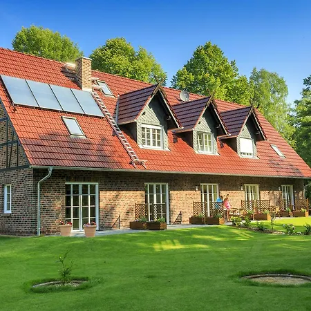 Апартаменты Komfortferienwohnungen Spreewalder Auszeit *